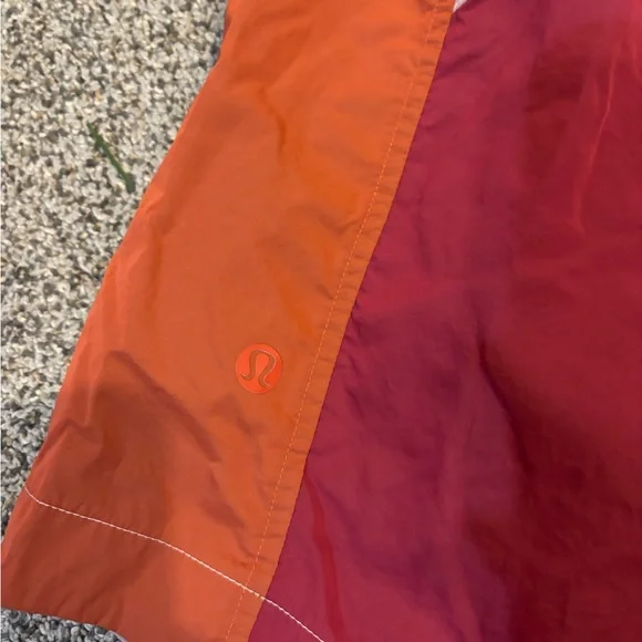 Lululemon Evergreen Windbreaker Shorts - Picture 4 of 5